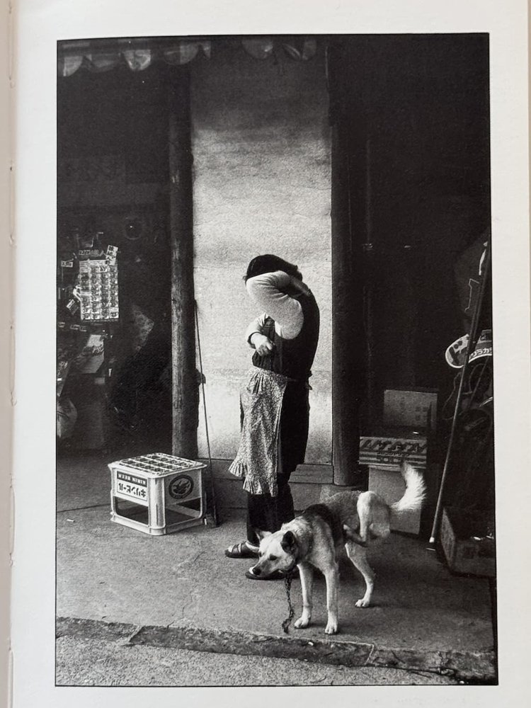 Elliott Erwitt book spread 02