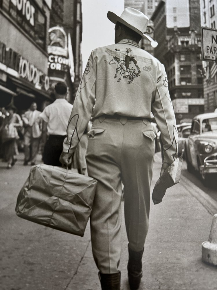 Vivian Maier book spread 04