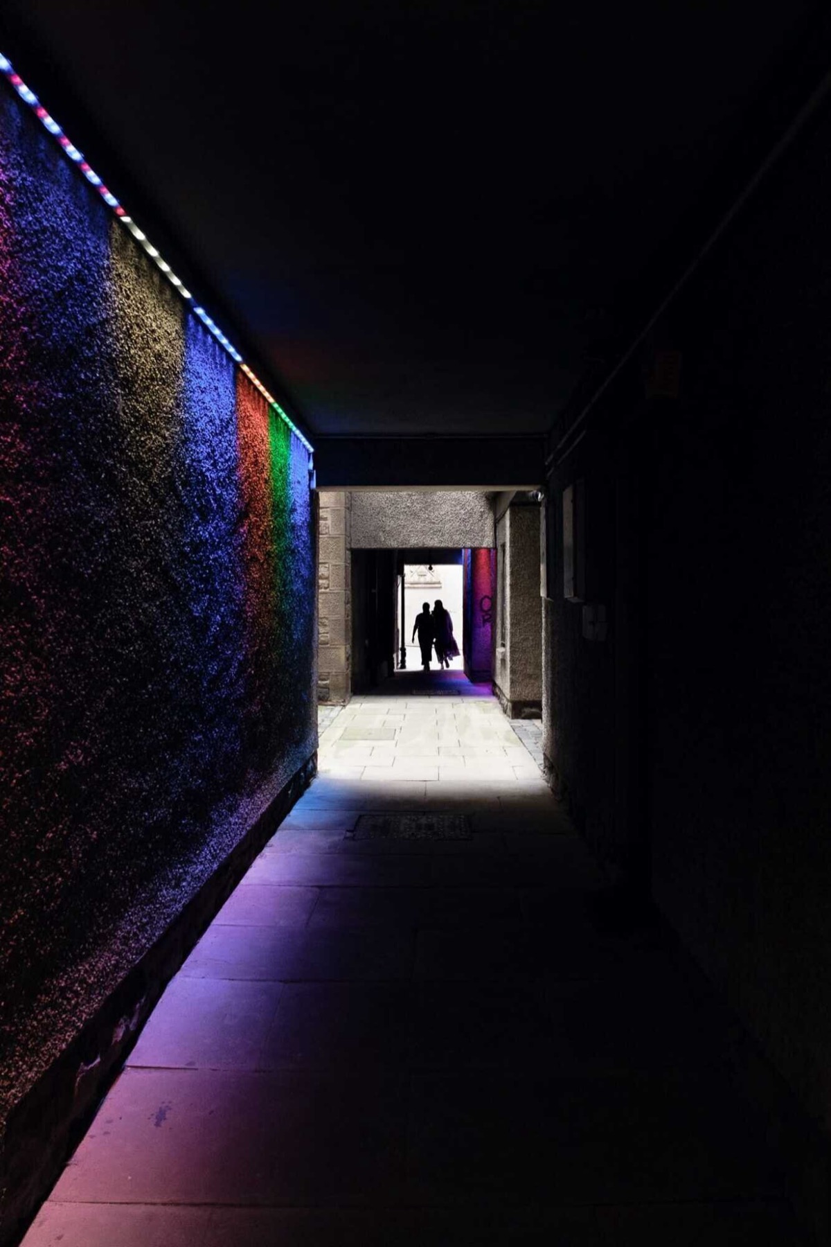 Edinburgh June street photo 05