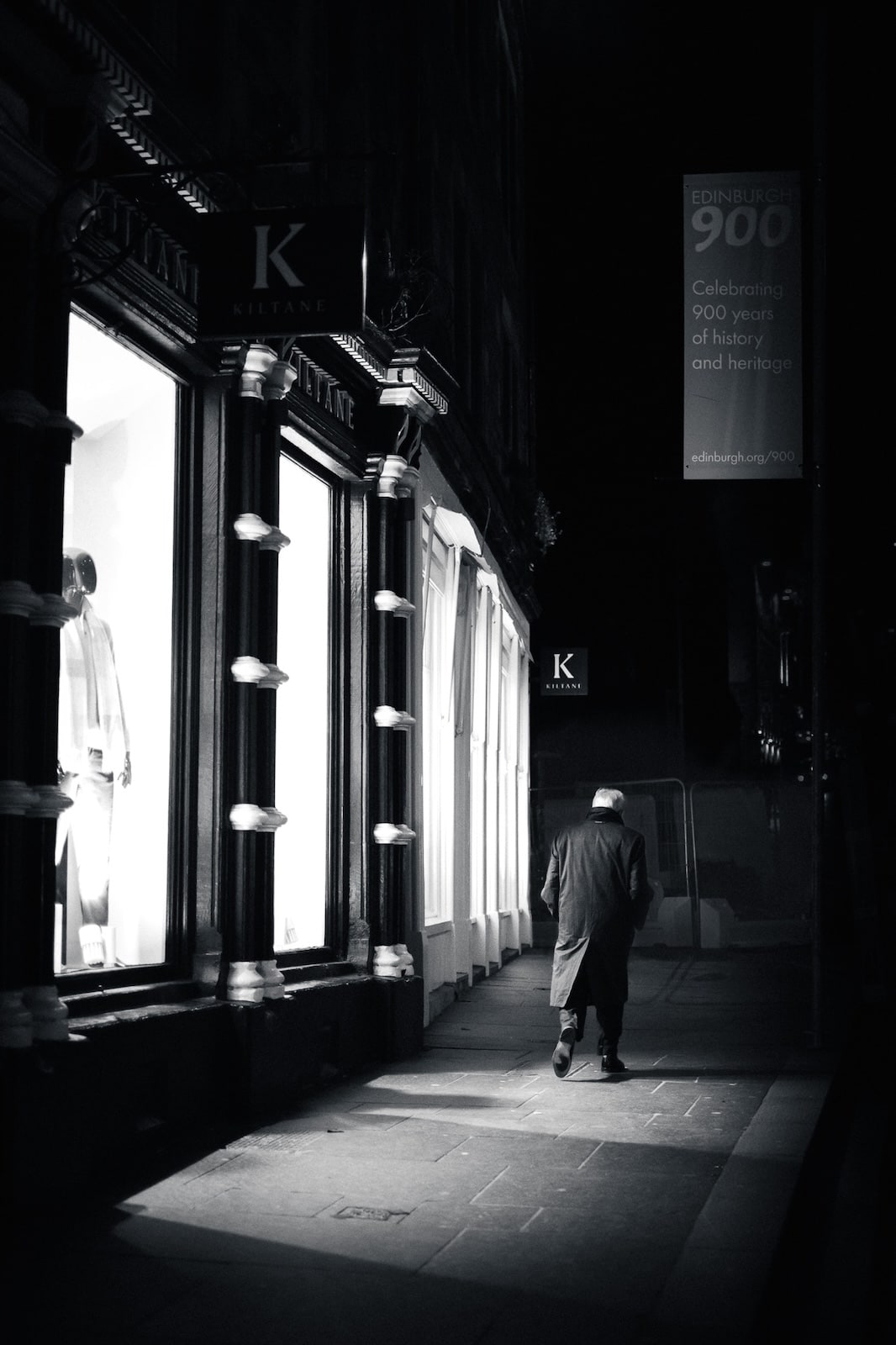 October street photo 02