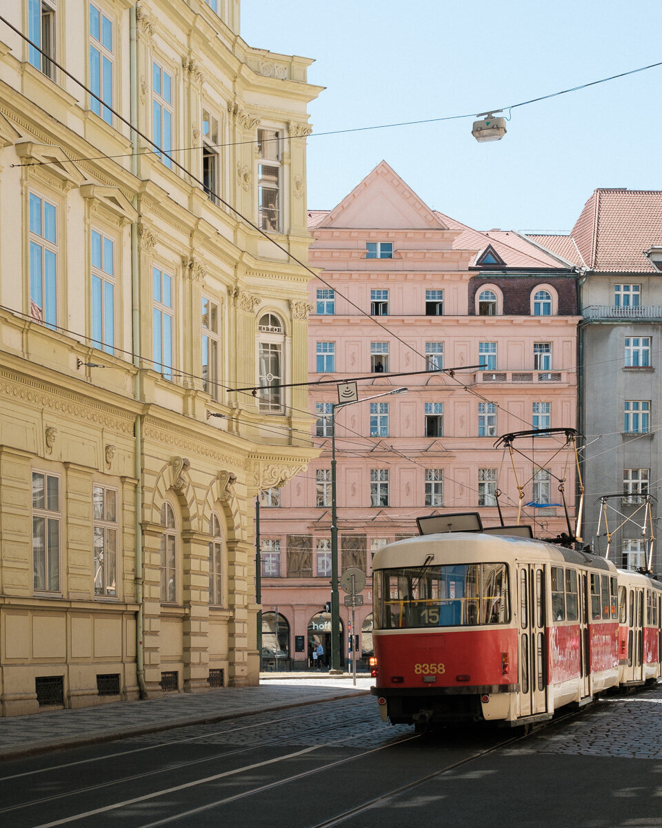 Prague street photo 01