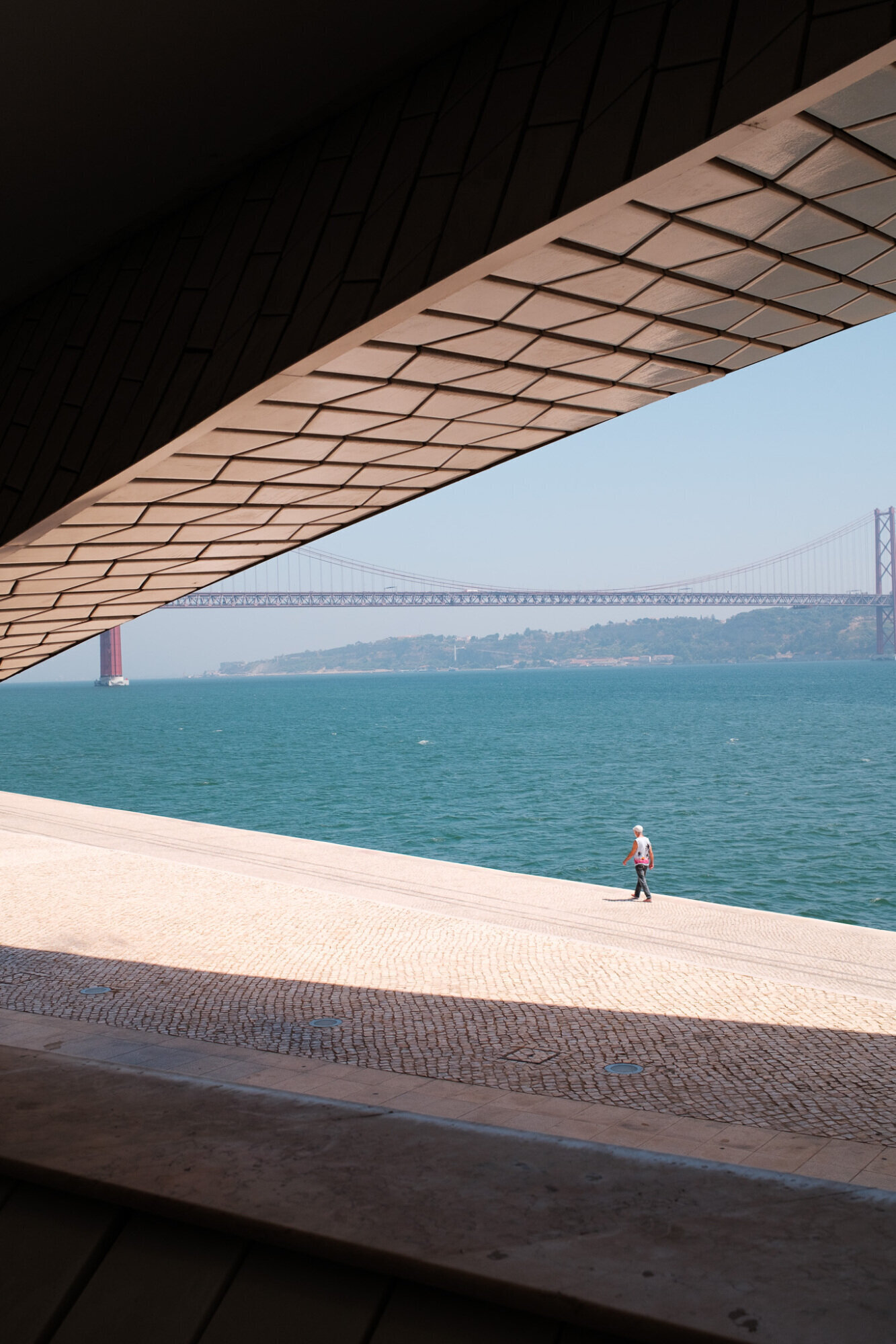 Cascais street photo 01