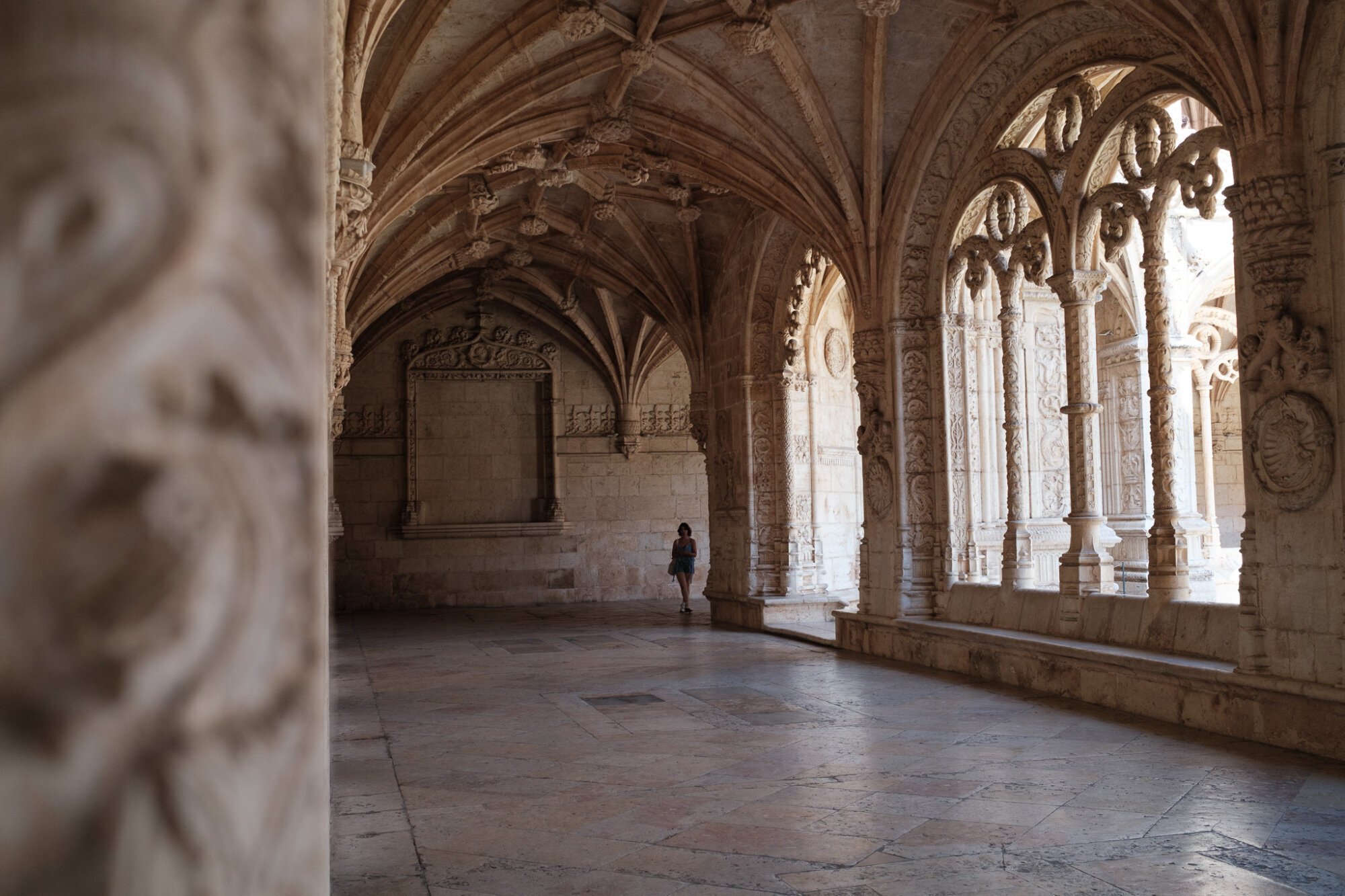 Cascais street photo 02