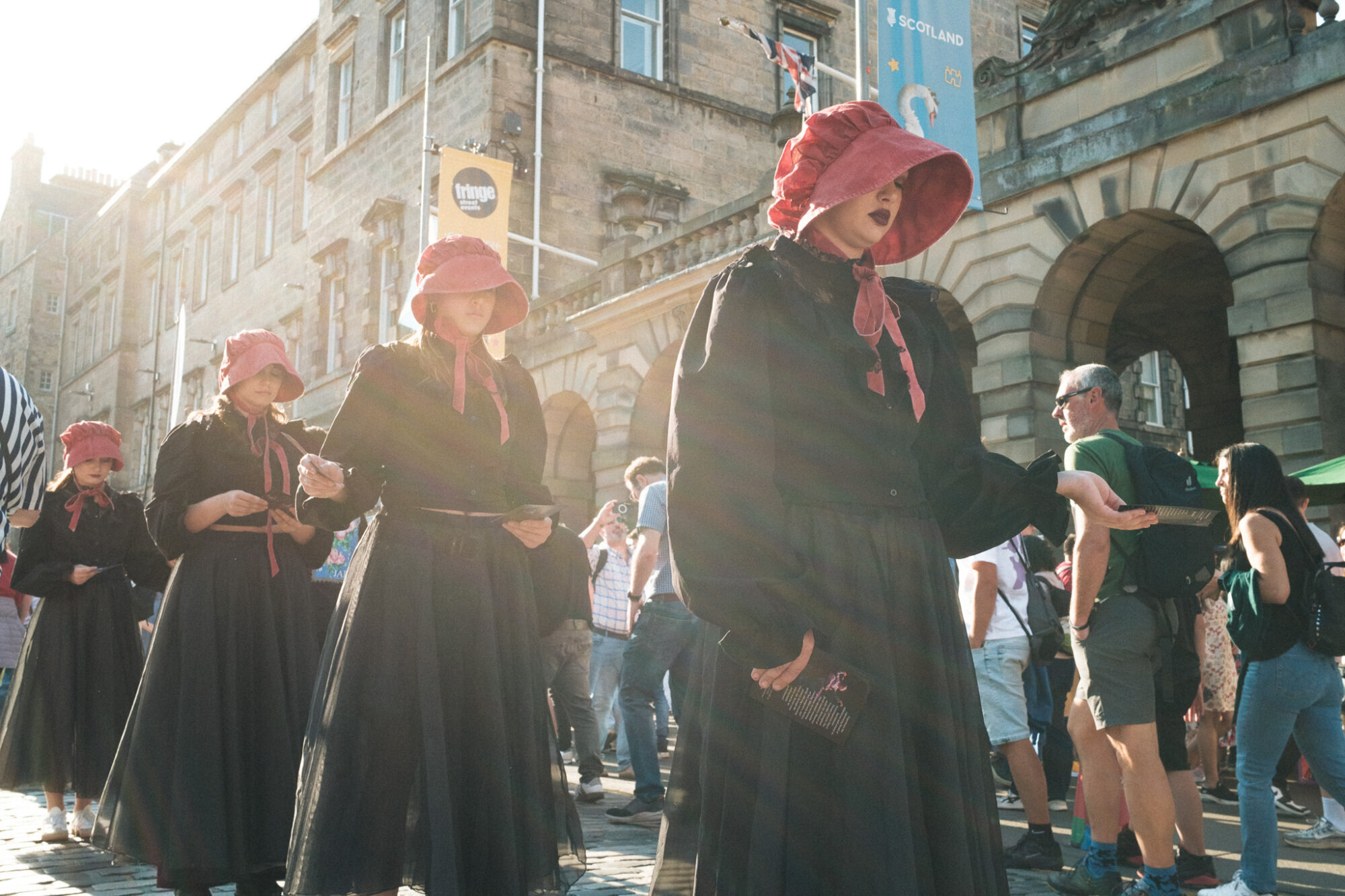 Edinburgh Festival street photo 10