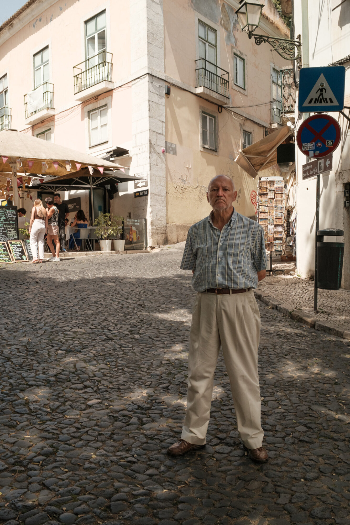 Lisbon street photo 01